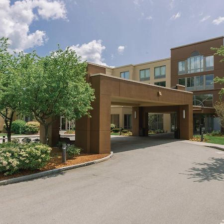 Отель Courtyard By Marriott Нашуа Экстерьер фото