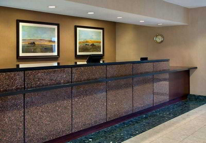 Отель Courtyard By Marriott Нашуа Экстерьер фото